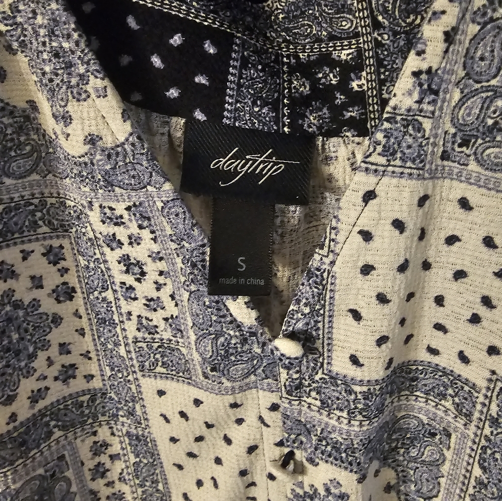 BLOUSE - Picture 3 of 3